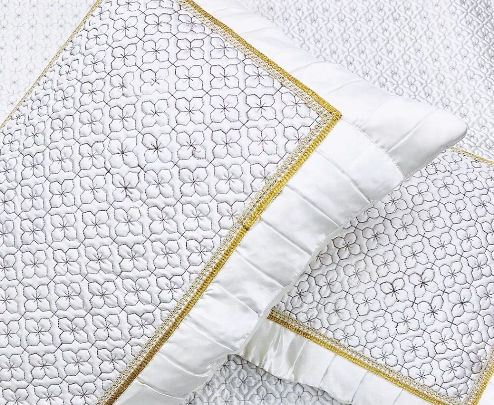 SILK QUILTED PLATED BEDSPREAD